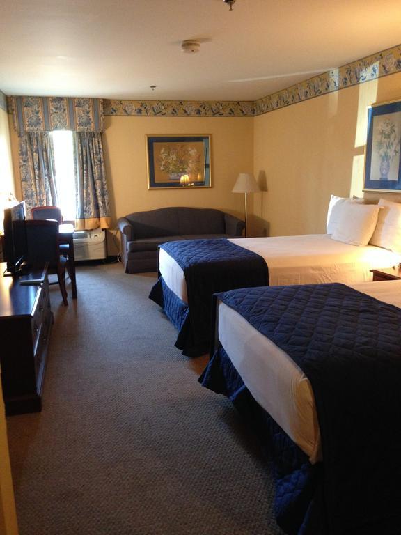 Greenville Inn & Suites Quarto foto